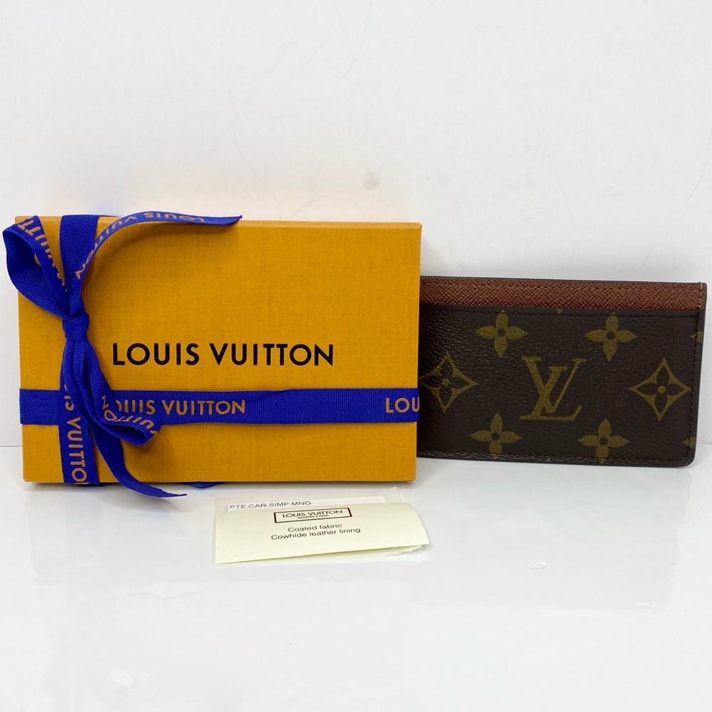 Authentic Louis Vuitton Monogram Card Holder - Picture 1 of 9